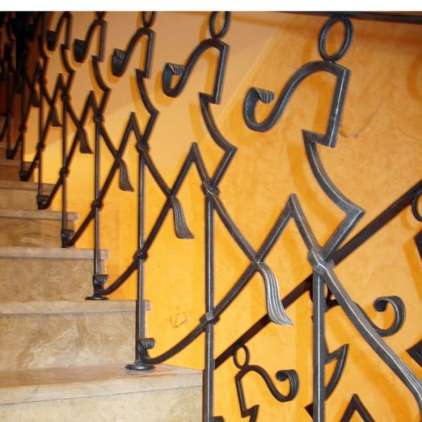 кованые перила для лестницы